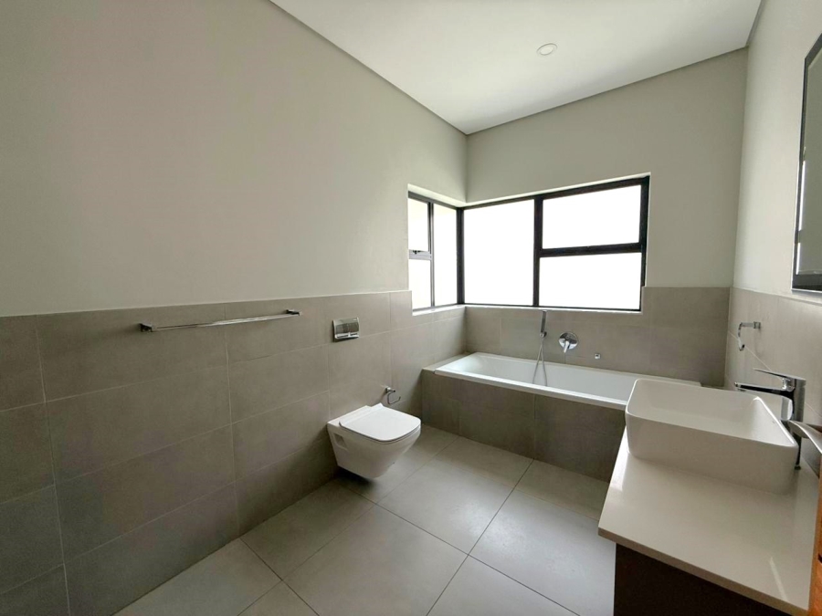 To Let 4 Bedroom Property for Rent in Wild Olive Estate Free State
